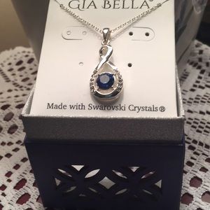 Gia Bella necklace with Swarovski crystals NWT